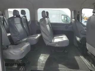 2016 Ford Transit XL z VIN 1FMZK1ZM7GKA95471, wystawiony jako Copart lot #88551875 z przebiegiem 46 897 mil mil oraz Czysty tytuł • Clean title. Historia ofert i sprzedaży dostępna na DreamBid. Obrazek 11.