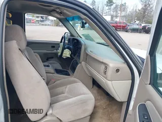 2003 Chevrolet Suburban LT with VIN 3GNFK16Z53G273961, listed as a IAAI auction lot 41875181 with 194,091 mi miles and . Bid and sale history available at DreamBid. Image 5.