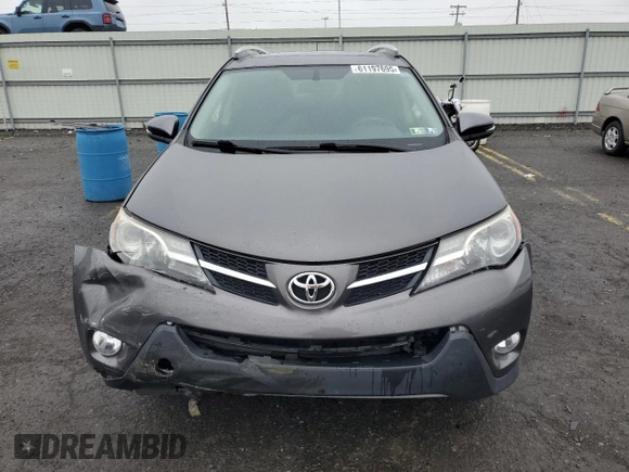 2013 Toyota RAV4 XLE with VIN 2T3RFREV7DW120510, listed as a Copart auction lot 61197695 with 107,647 mi miles and Salvage title. Bid and sale history available at DreamBid. Image 5.