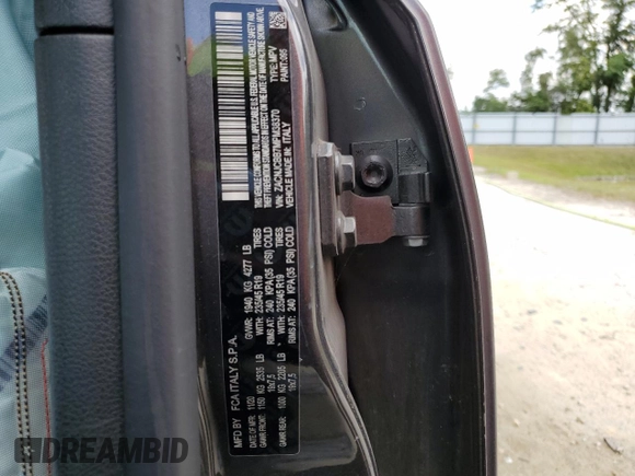 2021 Jeep Renegade Latitude z VIN ZACNJCBB7MPM38370, wystawiony jako Copart lot #54619055 z przebiegiem 69 623 mil mil oraz Nie do naprawy • Non repairable. Historia ofert i sprzedaży dostępna na DreamBid. Obrazek 14.