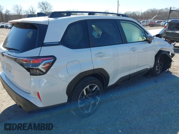2025 Subaru Forester Limited с VIN JF2SLDNC1SH413674, выставлен на аукционе IAAI как лот 41735908 с пробегом 10 713 миль миль и . История ставок и продаж доступна на DreamBid. Изображение 4.