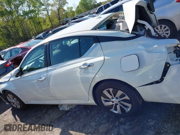 2019 Nissan Altima S with VIN 1N4BL4BVXKC155016, listed as a IAAI auction lot 41980978 with 97,688 mi miles and . Bid and sale history available at carsss.com. Image 14.