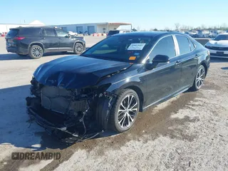 2019 Toyota Camry LE z VIN 4T1B11HK7KU748219, wystawiony jako IAAI lot #41864602 z przebiegiem 29 978 mil mil oraz . Historia ofert i sprzedaży dostępna na DreamBid. Obrazek 18.