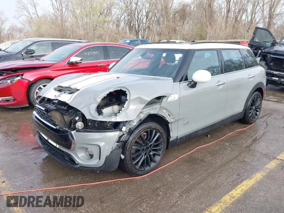 2017 MINI Clubman Cooper S with VIN WMWLU5C59H2E83705, listed as a IAAI auction lot 41853702 with 135,905 mi miles. Bid and sale history available at carsss.com. Image 18.
