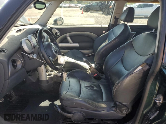 2003 MINI Hardtop S with VIN WMWRE33473TD67280, listed as a Copart auction lot 49298995 with Not Provided miles and Salvage Title. Bid and sale history available at DreamBid. Image 7.