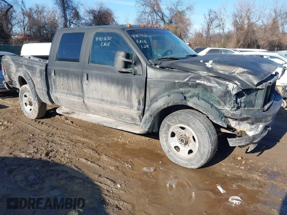 2001 Ford Super Duty F-250 XL with VIN 1FTNW21S71ED02471, listed as a IAAI auction lot 41404650 with 248,474 mi miles. Bid and sale history available at carsss.com. Image 1.