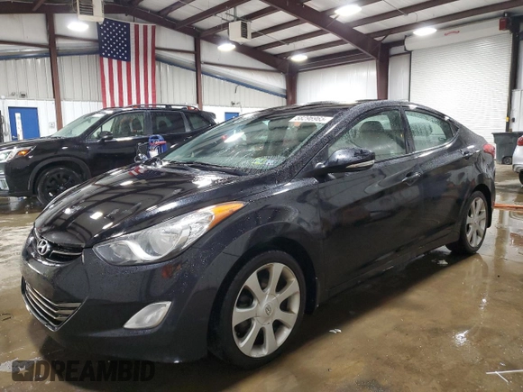 2013 Hyundai Elantra GLS z VIN KMHDH4AE7DU859883, wystawiony jako Copart lot #58296965 z przebiegiem 134 846 mil mil oraz Szkoda całkowita • Salvage title. Historia ofert i sprzedaży dostępna na DreamBid. Obrazek 1.