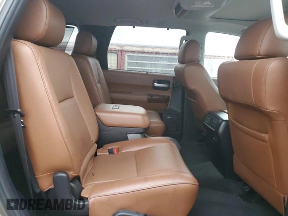 2016 Toyota Sequoia Platinum with VIN 5TDDW5G19GS136422, listed as a Copart auction lot 79238374 with 222,290 mi miles and Non Repairable. Bid and sale history available at carsss.com. Image 11.