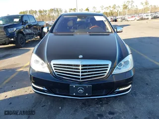 2012 Mercedes-Benz S-Class S 550 with VIN WDDNG7DB9CA461272, listed as a IAAI auction lot 41376537 with 77,138 mi miles. Bid and sale history available at carsss.com. Image 12.