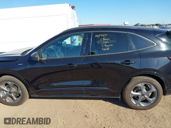 2024 Ford Escape ST-Line with VIN 1FMCU0MN1RUA12893, listed as a IAAI auction lot 42099878 with 26,414 mi miles and . Bid and sale history available at DreamBid. Image 14.
