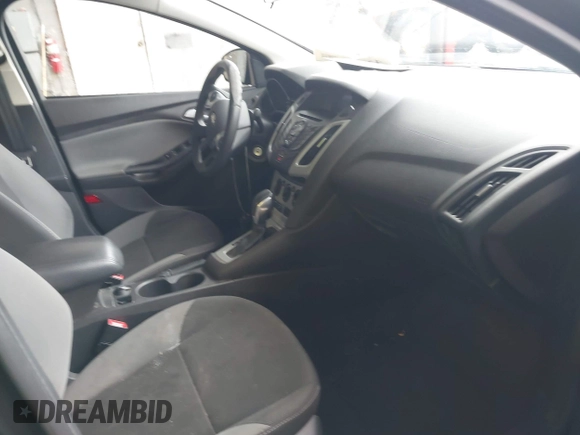 2013 Ford Focus SE with VIN 1FADP3F21DL333194, listed as a IAAI auction lot 42071641 with 107,912 mi miles. Bid and sale history available at carsss.com. Image 5.