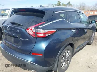 2016 Nissan Murano SL z VIN 5N1AZ2MH2GN121451, wystawiony jako IAAI lot #41950968 z przebiegiem 96 298 mil mil oraz . Historia ofert i sprzedaży dostępna na DreamBid. Obrazek 4.