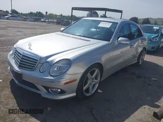 2009 Mercedes-Benz E Luxury 3.5L with VIN WDBUF56XX9B377940, listed as a IAAI auction lot 42158707 with 130,713 mi miles. Bid and sale history available at carsss.com. Image 17.