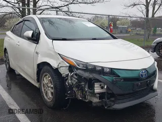 2017 Toyota Prius Plus with VIN JTDKARFP5H3004876, listed as a IAAI auction lot 41972573 with 148,670 mi miles and . Bid and sale history available at DreamBid. Image 1.