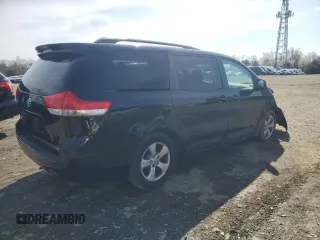 2011 Toyota Sienna LE AAS with VIN 5TDKK3DC5BS103911, listed as a Copart auction lot 51258425 with 202,099 mi miles and Salvage Title. Bid and sale history available at carsss.com. Image 3.