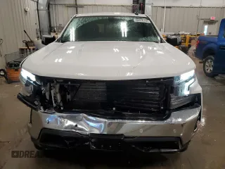 2020 Chevrolet Silverado 1500 LT with VIN 1GCRYDEDXLZ310143, listed as a Copart auction lot 86916724 with 44,228 mi miles and Salvage Title. Bid and sale history available at carsss.com. Image 5.