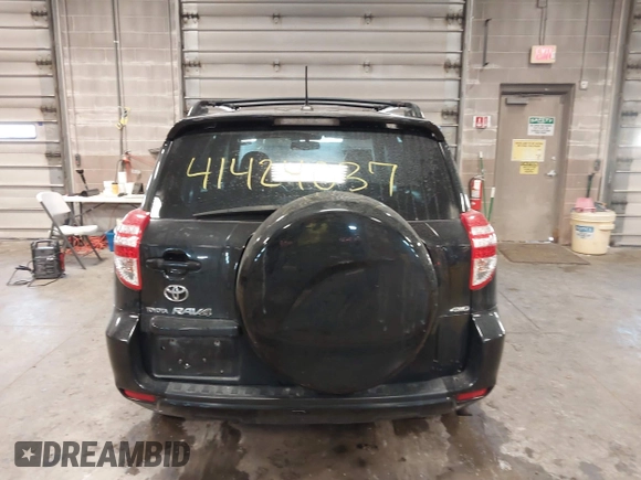 2010 Toyota RAV4 Ltd with VIN 2T3DF4DV6AW028590, listed as a IAAI auction lot 41424037 with 223,975 mi miles. Bid and sale history available at carsss.com. Image 16.