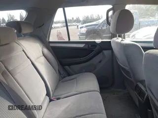 2004 Toyota 4Runner SR5 z VIN JTEBU14R048017010, wystawiony jako IAAI lot #41523872 z przebiegiem 221 067 mil mil oraz . Historia ofert i sprzedaży dostępna na DreamBid. Obrazek 8.