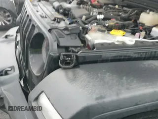 2022 Jeep Wrangler Unlimited Sport с VIN 1C4HJXDG1NW251565, выставлен на аукционе IAAI как лот 41163076 с пробегом 24 877 миль миль и . История ставок и продаж доступна на DreamBid. Изображение 19.