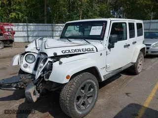 2018 Jeep Wrangler JK Unlimited Sport with VIN 1C4BJWDG4JL902862, listed as a IAAI auction lot 40311725 with 102,757 mi miles. Bid and sale history available at carsss.com. Image 17.