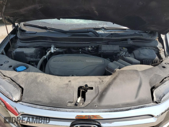 2017 Honda Ridgeline RTL-E with VIN 5FPYK3F74HB039715, listed as a Copart auction lot 60271415 with 56,892 mi miles and Salvage title. Bid and sale history available at DreamBid. Image 11.