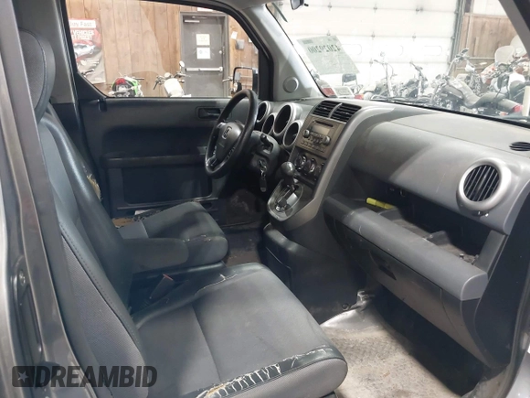2005 Honda Element EX with VIN 5J6YH28645L032708, listed as a IAAI auction lot 42029200 with 198,064 mi miles and . Bid and sale history available at DreamBid. Image 5.