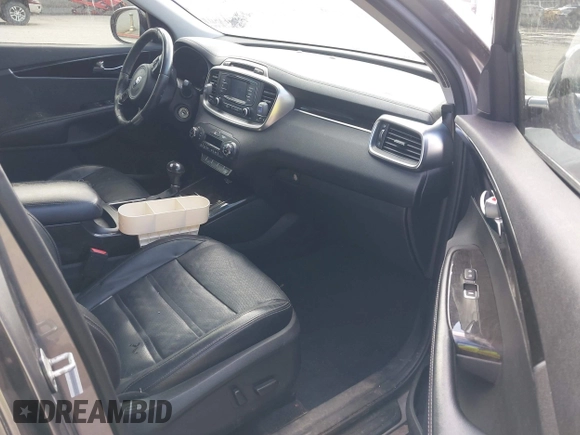 2016 Kia Sorento EX with VIN 5XYPHDA58GG015715, listed as a IAAI auction lot 42040772 with 146,645 mi miles and . Bid and sale history available at DreamBid. Image 5.