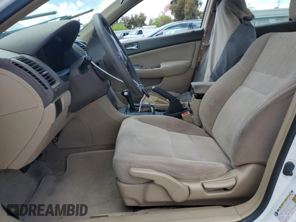 2004 Honda Accord LX z VIN JHMCM563X4C039584, wystawiony jako Copart lot #56711435 z przebiegiem 188 011 mil mil oraz Szkoda całkowita • Salvage title. Historia ofert i sprzedaży dostępna na DreamBid. Obrazek 7.