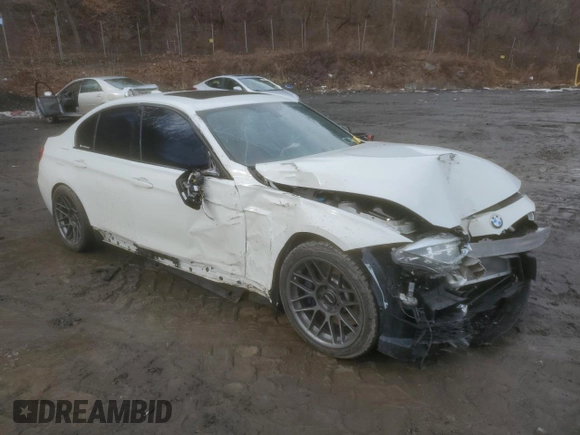 2016 BMW 3 Series 340i xDrive with VIN WBA8B7G58GNT96017, listed as a Copart auction lot 45542255 with 38,542 mi miles and Salvage title. Bid and sale history available at DreamBid. Image 4.
