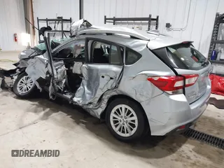 2018 Subaru Impreza Premium with VIN 4S3GTAD67J3724617, listed as a IAAI auction lot 40664868 with 1 mi miles. Bid and sale history available at carsss.com. Image 3.