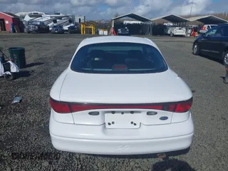2003 Ford ZX2 ZX2 Standard z VIN 3FAFP113X3R119236, wystawiony jako IAAI lot #41709537 z przebiegiem 141 460 mil mil oraz . Historia ofert i sprzedaży dostępna na DreamBid. Obrazek 16.