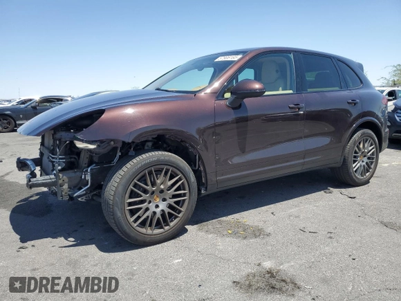 2017 Porsche Cayenne z VIN WP1AA2A27HKA82787, wystawiony jako Copart lot #57908165 z przebiegiem 47 031 mil mil oraz Szkoda całkowita • Salvage title. Historia ofert i sprzedaży dostępna na DreamBid. Obrazek 1.
