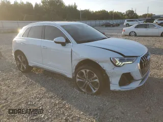 2020 Audi Q3 S line Prestige with VIN WA1FECF39L1008492, listed as a Copart auction lot 68421773 with 58,405 mi miles and Salvage Title. Bid and sale history available at carsss.com. Image 4.
