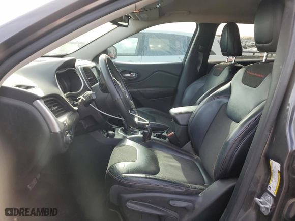 2015 Jeep Cherokee Trailhawk with VIN 1C4PJMBB1FW610755, listed as a Copart auction lot 46622945 with 156,318 mi miles and Salvage Title. Bid and sale history available at carsss.com. Image 7.