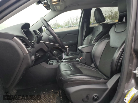 2020 Jeep Cherokee Latitude Plus with VIN 1C4PJMLB2LD594023, listed as a Copart auction lot 52951605 with 61,555 mi miles and Salvage Title. Bid and sale history available at DreamBid. Image 7.