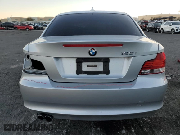 2009 BMW 1 Series 128i with VIN WBAUP73589VK76310, listed as a Copart auction lot 89200345 with 85,533 mi miles and Salvage Title. Bid and sale history available at carsss.com. Image 6.