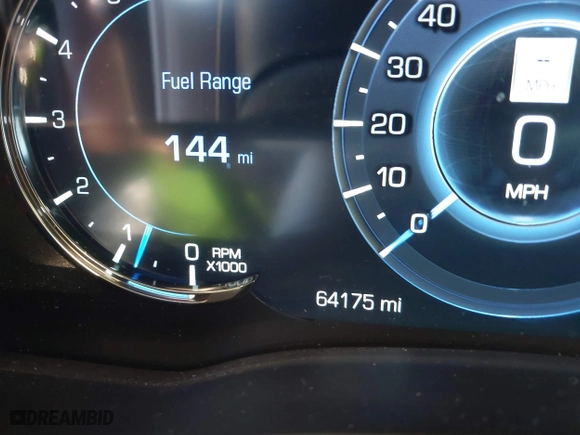 2019 Cadillac Escalade Luxury with VIN 1GYS4BKJ7KR273332, listed as a IAAI auction lot 40895521 with 64,175 mi miles. Bid and sale history available at carsss.com. Image 16.