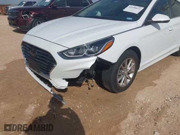 2018 Hyundai Sonata SE z VIN 5NPE24AF0JH704634, wystawiony jako IAAI lot #42250872 z przebiegiem 47 333 mil mil oraz . Historia ofert i sprzedaży dostępna na DreamBid. Obrazek 6.