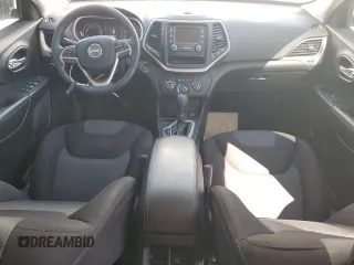2017 Jeep Cherokee Altitude с VIN 1C4PJLAB1HW507866, выставлен на аукционе Copart как лот 76026094 с пробегом 100 372 миль миль и На запчасти • Non repairable. История ставок и продаж доступна на DreamBid. Изображение 8.
