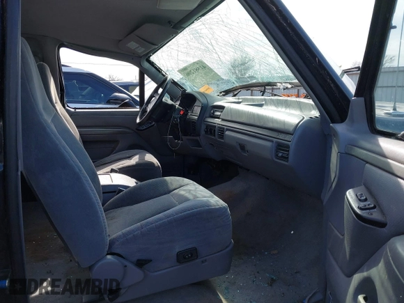 1994 Ford F-150 with VIN 1FTEX14H3RKB39712, listed as a IAAI auction lot 41581206 with 180,410 mi miles. Bid and sale history available at carsss.com. Image 5.