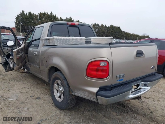 2002 Ford F-150 XLT with VIN 1FTRW07632KC67012, listed as a IAAI auction lot 41535948 with 1 mi miles. Bid and sale history available at carsss.com. Image 3.
