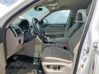 2018 Volkswagen Atlas SE with VIN 1V2LR2CA6JC536761, listed as a Copart auction lot 62390765 with 70,238 mi miles and Salvage title. Bid and sale history available at DreamBid. Image 7.