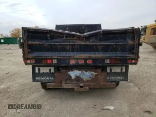 2006 GMC Sierra 3500 WT z VIN 1GDJK34U56E167281, wystawiony jako Copart lot #76955914 z przebiegiem 197 351 mil mil oraz Szkody całkowita. Historia ofert i sprzedaży dostępna na DreamBid. Obrazek 6.