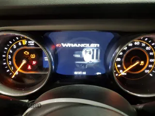 2018 Jeep Wrangler Unlimited Sport S z VIN 1C4HJXDG6JW133411, wystawiony jako Copart lot #82704734 z przebiegiem 46 141 mil mil oraz Szkoda całkowita • Salvage title. Historia ofert i sprzedaży dostępna na DreamBid. Obrazek 9.