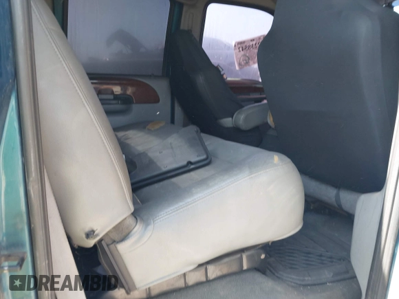 2002 Ford F-250 XL с VIN 1FTNW21FX2ED61521, выставлен на аукционе IAAI как лот 42238542 с пробегом Не указан миль и . История ставок и продаж доступна на DreamBid. Изображение 8.