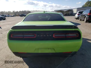 2023 Dodge Challenger R/T Scat Pack Widebody z VIN 2C3CDZFJXPH528189, wystawiony jako Copart lot #87296994 z przebiegiem 53 679 mil mil oraz Szkoda całkowita • Salvage title. Historia ofert i sprzedaży dostępna na DreamBid. Obrazek 6.