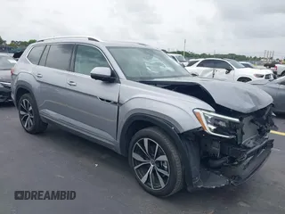 2024 Volkswagen Atlas SEL Premium R-Line with VIN 1V2FR2CA7RC595004, listed as a IAAI auction lot 42425330 with 16,171 mi miles and . Bid and sale history available at DreamBid. Image 1.