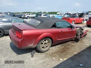 2007 Ford Mustang Deluxe with VIN 1ZVFT84N275255121, listed as a Copart auction lot 62544695 with 201,917 mi miles and Clean title. Bid and sale history available at DreamBid. Image 3.