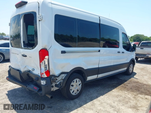 2020 Ford Transit Passenger XL z VIN 1FBAX2C80LKA23515, wystawiony jako IAAI lot #42176965 z przebiegiem 219 360 mil mil oraz . Historia ofert i sprzedaży dostępna na DreamBid. Obrazek 4.
