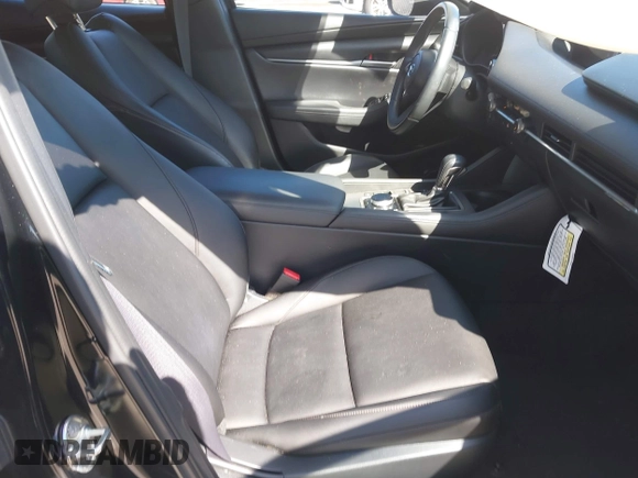 2021 Mazda 3 Select with VIN JM1BPBBL8M1305141, listed as a IAAI auction lot 41762686 with 41,212 mi miles and . Bid and sale history available at DreamBid. Image 5.